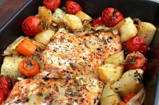 Salmon with roasted vegetables Recipe